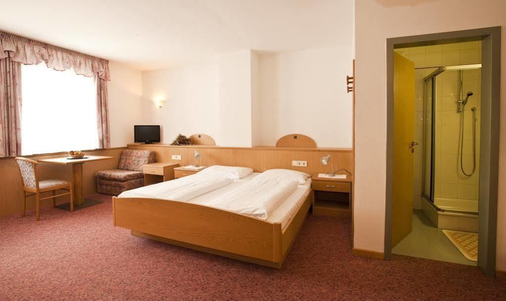 Hotel Gasthof Jochele Falzes Esterno foto
